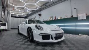 porsche 13 scaled